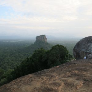Rocher de Sigiriya depuis Pidurangala